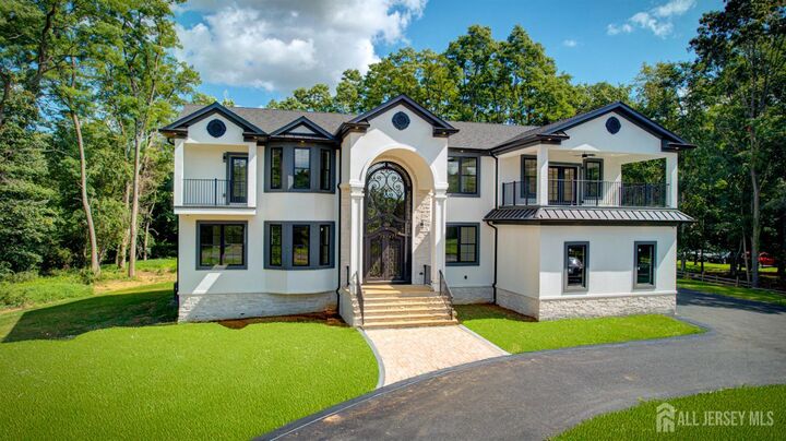 Property Photo:  169 Applegarth Road 2  NJ 08831 