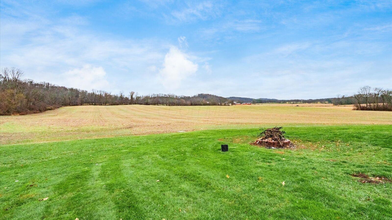 Property Photo: 0 Bolen NE Road OH 43055