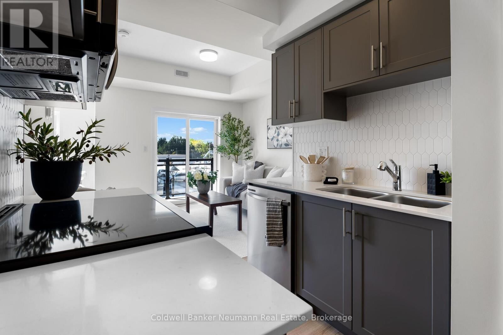 Property Photo: 940 St David Street North 51 ON N1M 0L7