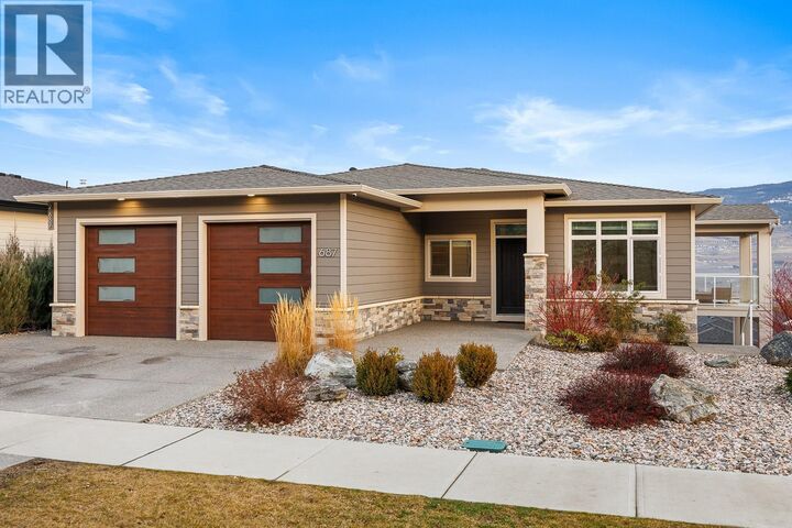 Property Photo:  687 Acadia Street  BC V1V 0A8 