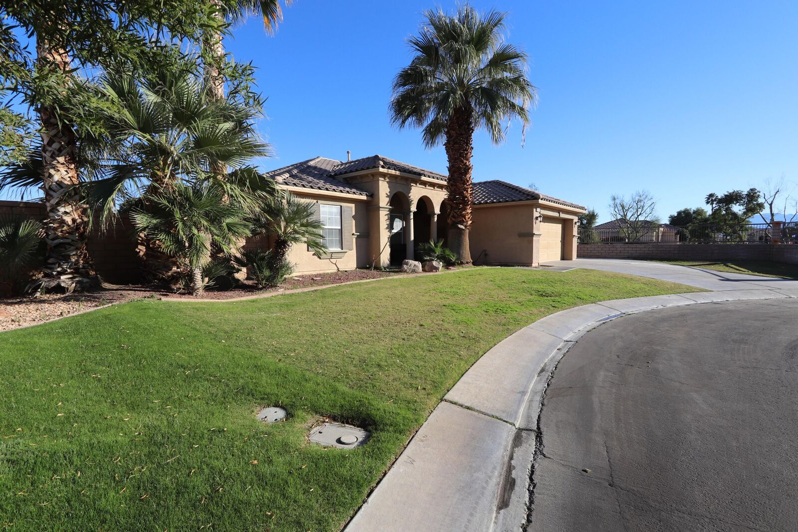 Property Photo:  41212 Maiden Court  CA 92203 