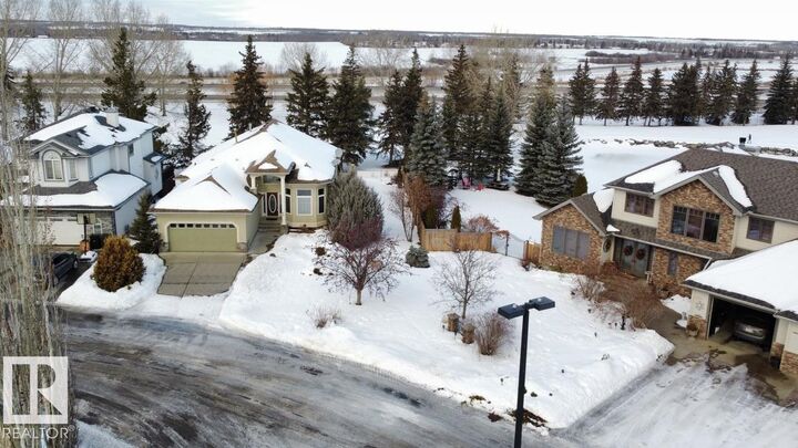 Property Photo:  96 Linksview Drive  AB T7X 4L6 