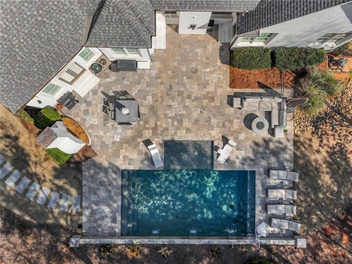 Property Photo:  2324 Weeping Oak Drive  GA 30517 