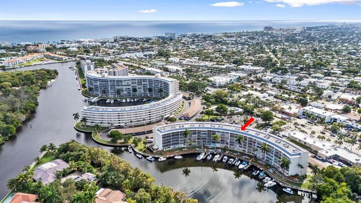 Property Photo:  1319 E Hillsboro Blvd 111  FL 33441 