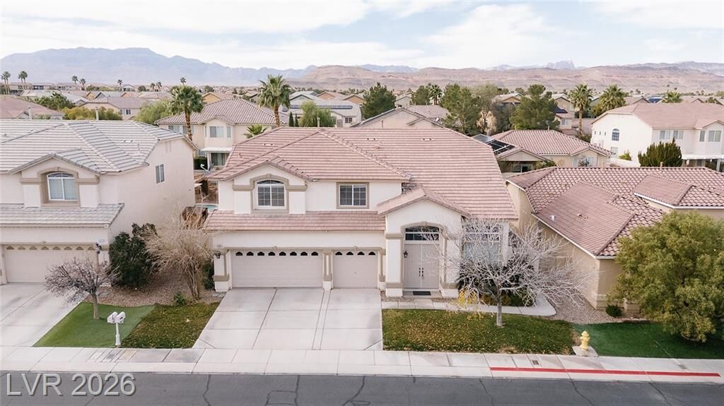Property Photo:  553 Sinfold Park Street  NV 89148 