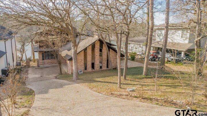 Property Photo:  542 Hideaway Ln E  TX 75771 