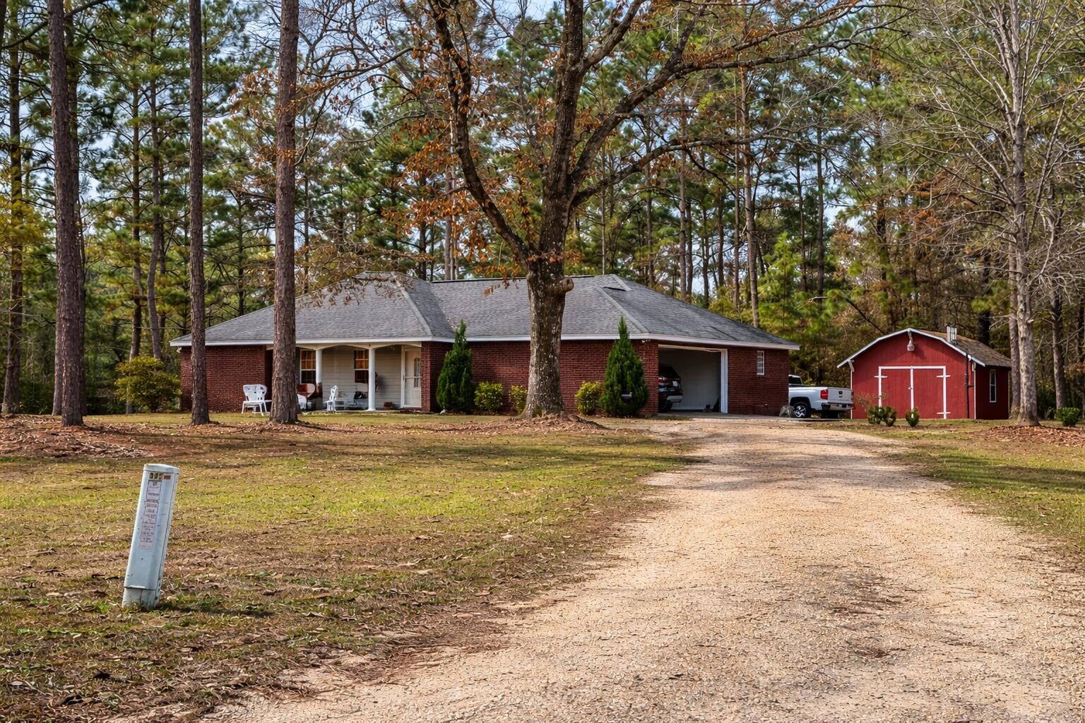 Property Photo:  305 A V Hatten Rd.  MS 39401 