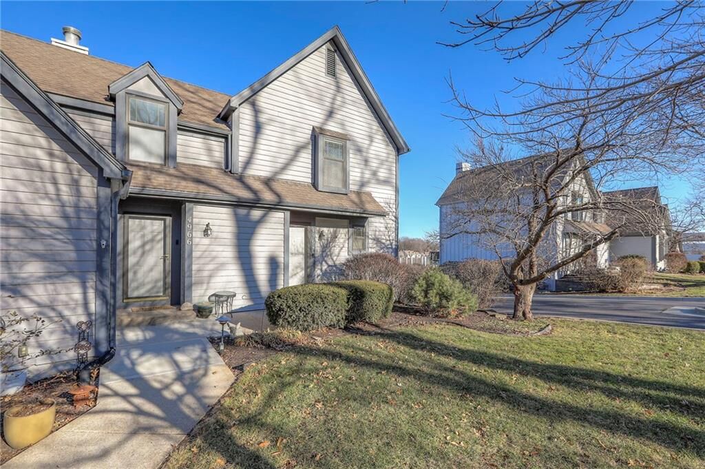 Property Photo:  4964 W 60th Terrace  KS 66205 