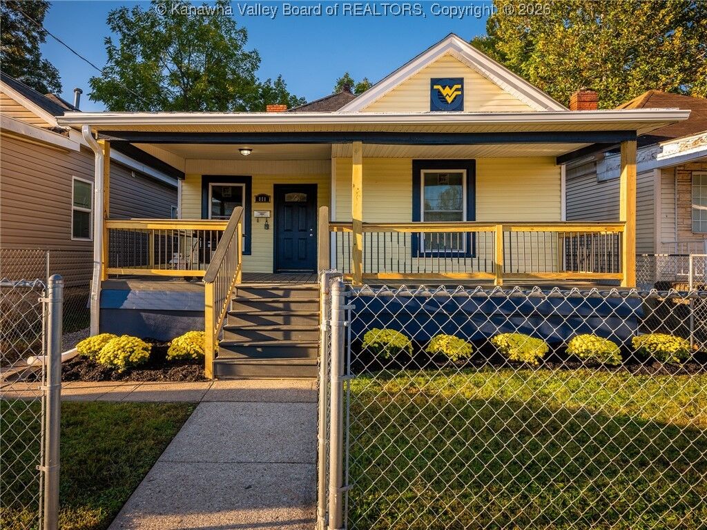 Property Photo: 811 7th Street WV 25302
