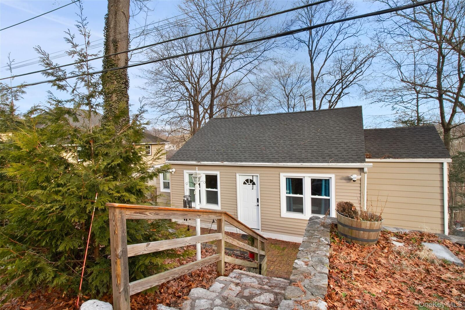 Property Photo:  4 Melnick Place  NY 10537 
