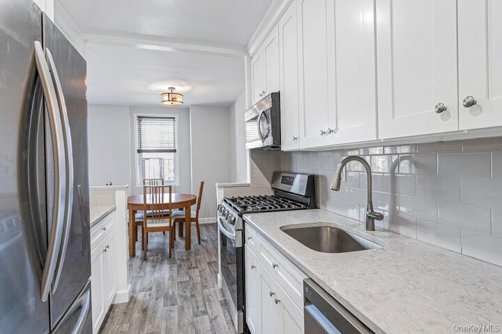 Property Photo:  2 Sadore Lane 7W  NY 10710 