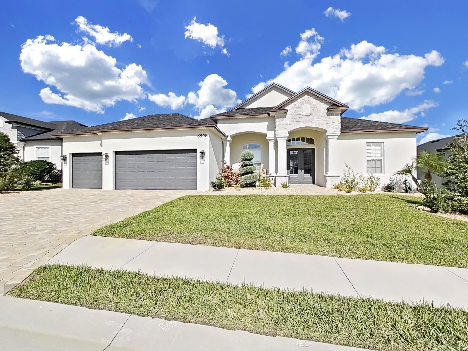 Property Photo:  6998 Bentridge Drive  FL 33813 