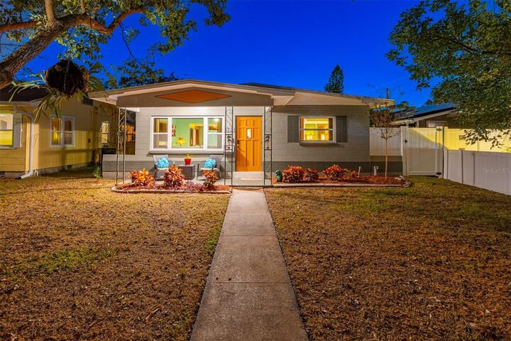 Property Photo:  3721 4th Avenue N  FL 33713 