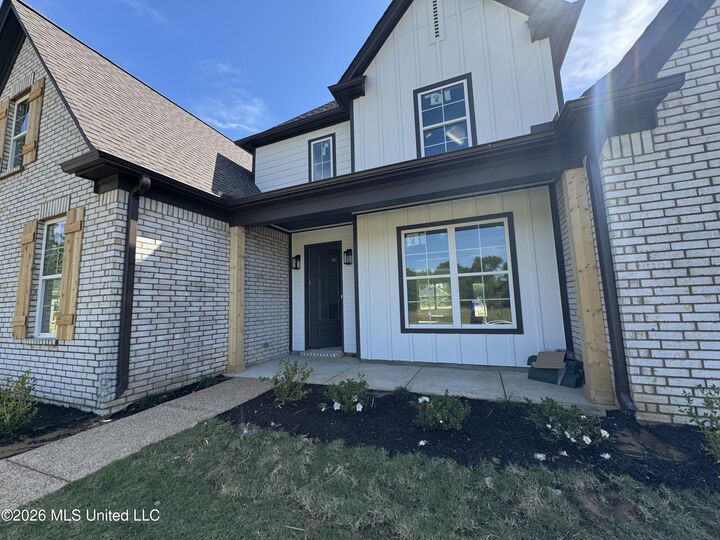 Property Photo:  7339 Newbury Drive  MS 38654 