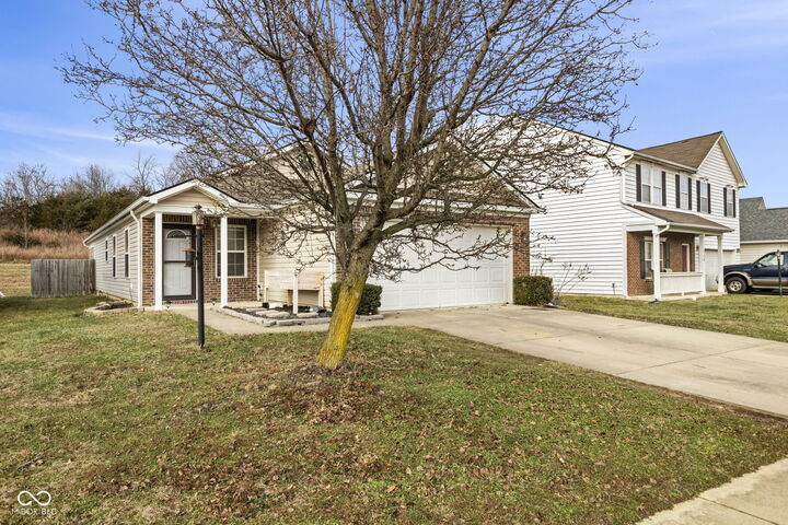Property Photo:  3190 Parkview Drive  IN 47201 