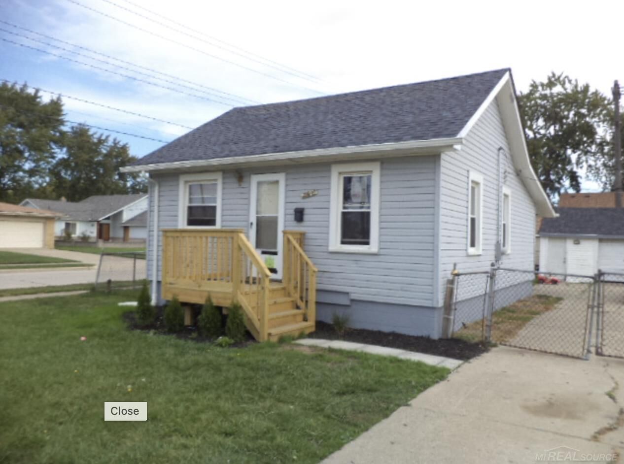 Property Photo:  25680 Dodge Street  MI 48066 