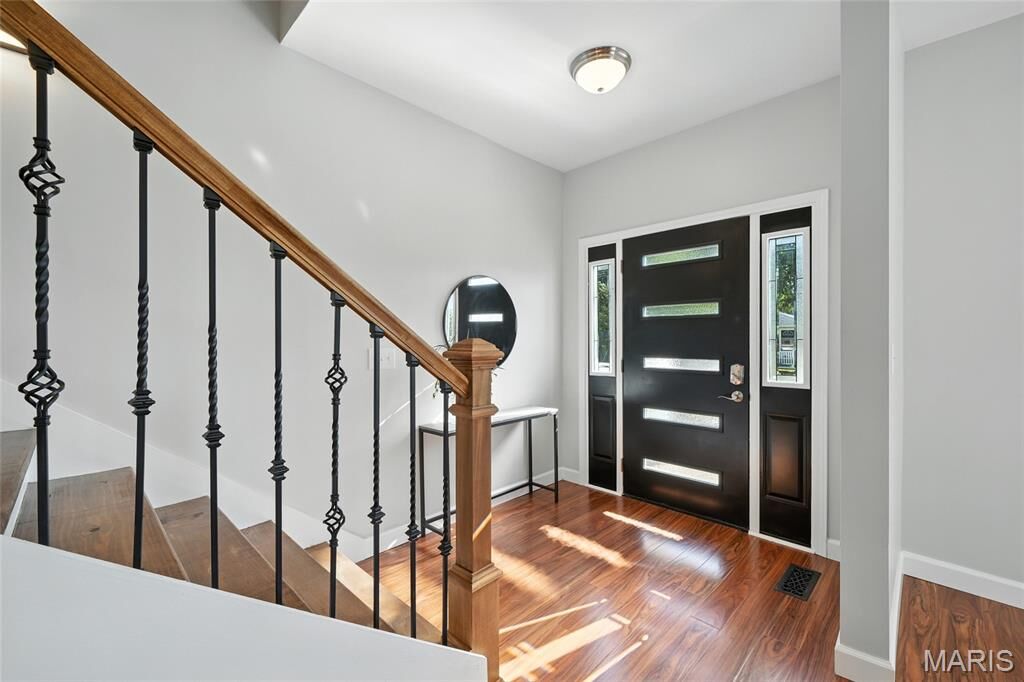 Property Photo:  1623 Forest Avenue  MO 63139 