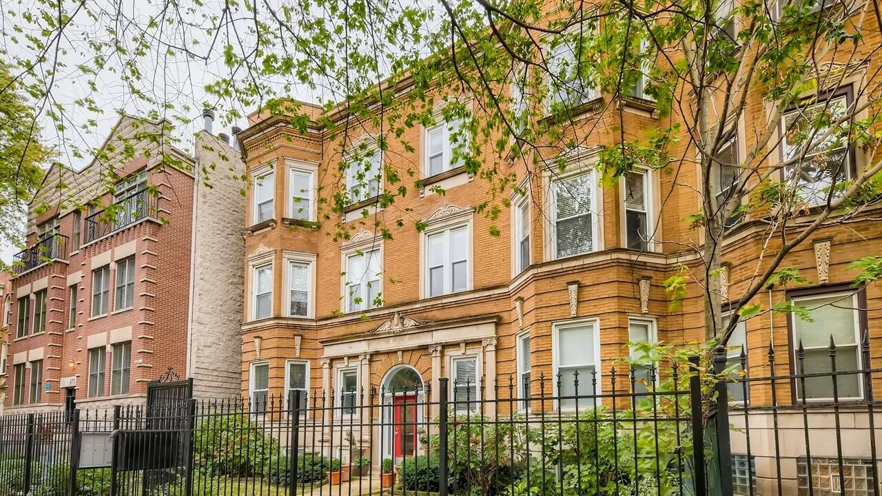 Property Photo:  4707 N Kenmore Avenue 2S  IL 60640 