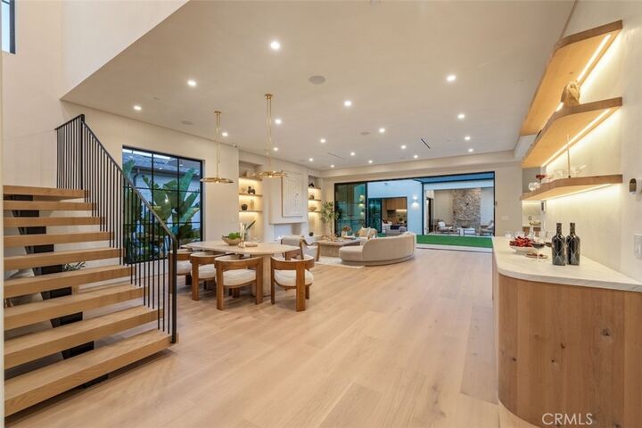 Property Photo:  11746 Blix  CA 91607 