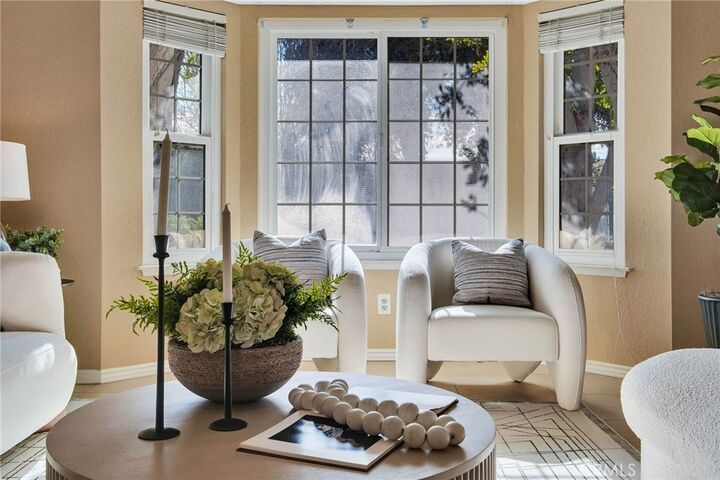 Property Photo:  907 Pineridge Street  CA 91784 