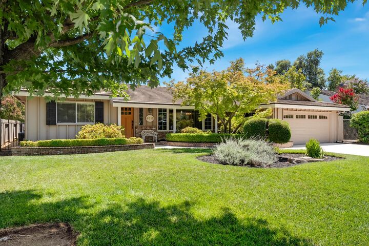 Property Photo:  4016 Cresta Way  CA 95864 