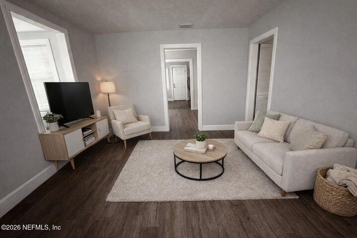 Property Photo:  2052 W 14th Street  FL 32209 