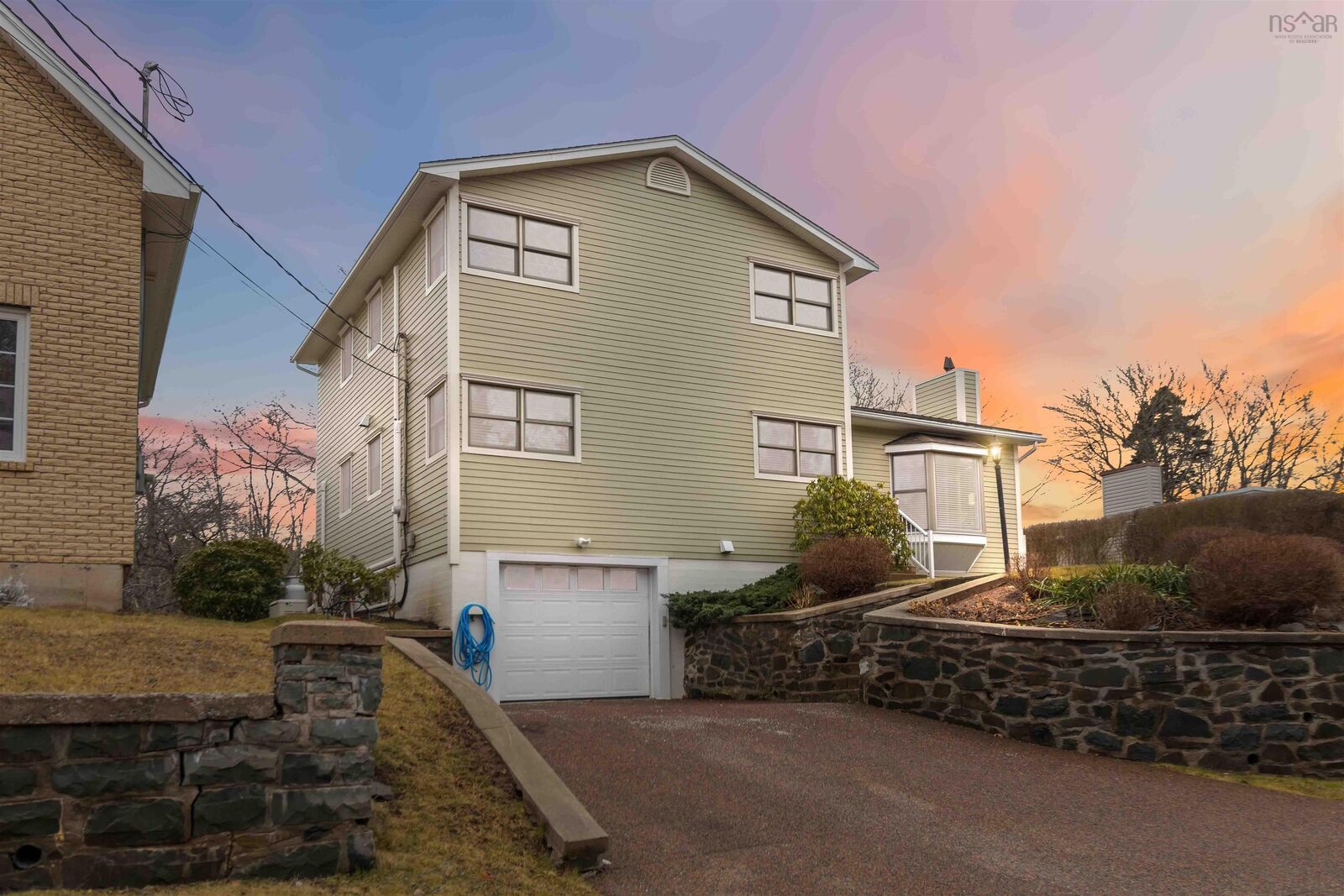 Photo de la propriété:  42 Lodge Drive  NS B3M 2G7 