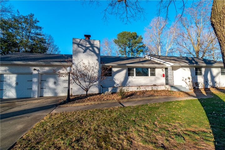 Property Photo:  126 Rogers Circle Drive  AR 72764 