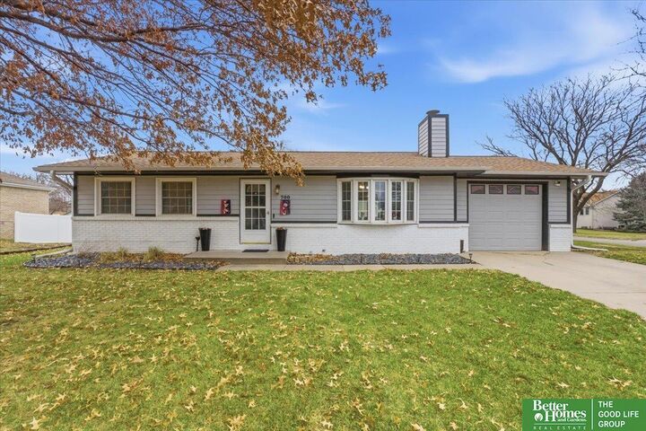 Property Photo: 700 W R Street NE 68528