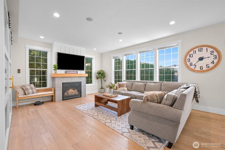 Property Photo:  109 W 2nd Street  WA 98276 