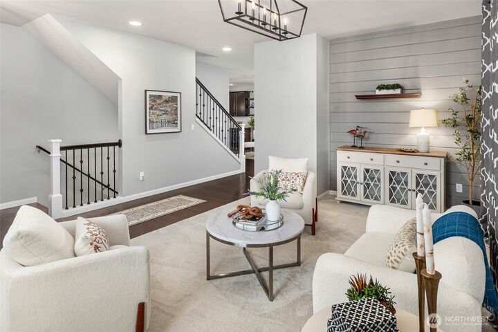 Property Photo:  912  77th Drive SE  WA 98258 