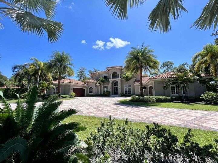 Property Photo:  13550 Greentree Trail  FL 33414 