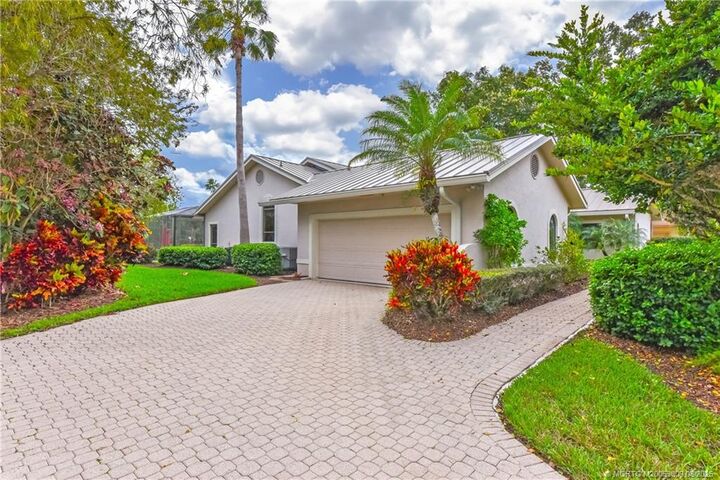 Property Photo:  4173 SW Gleneagle Circle  FL 34990 