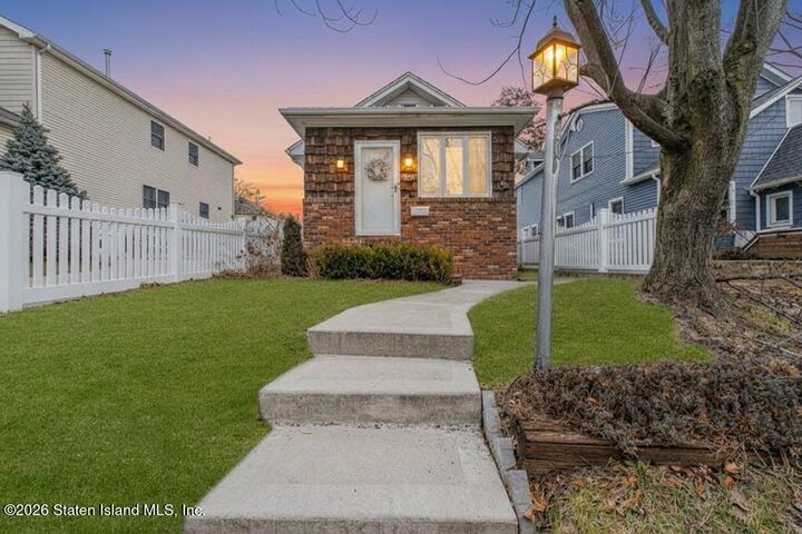 Property Photo:  261 Brehaut Avenue  NY 10307 