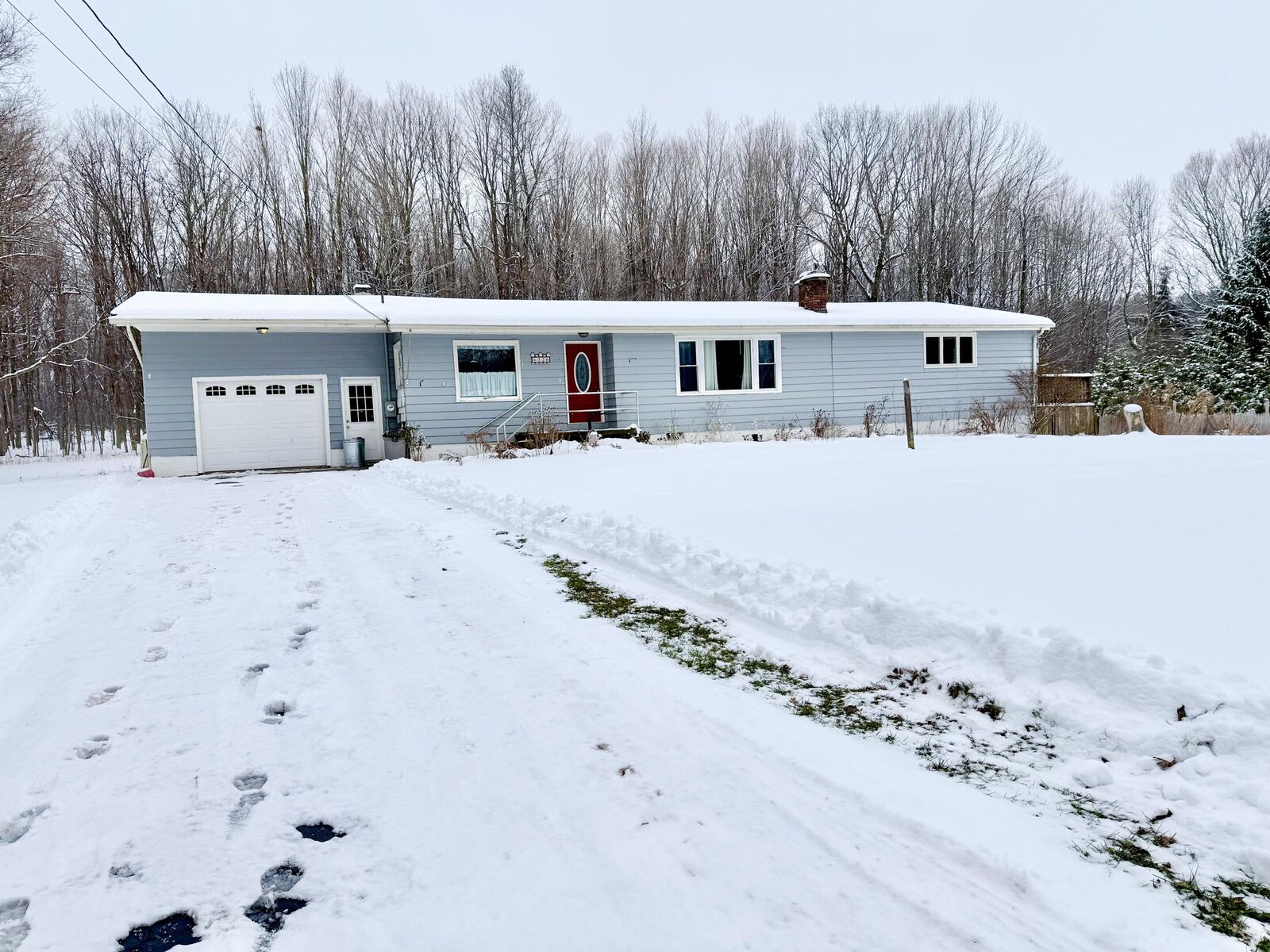 Property Photo:  326 Cemetery Road  NY 12901 