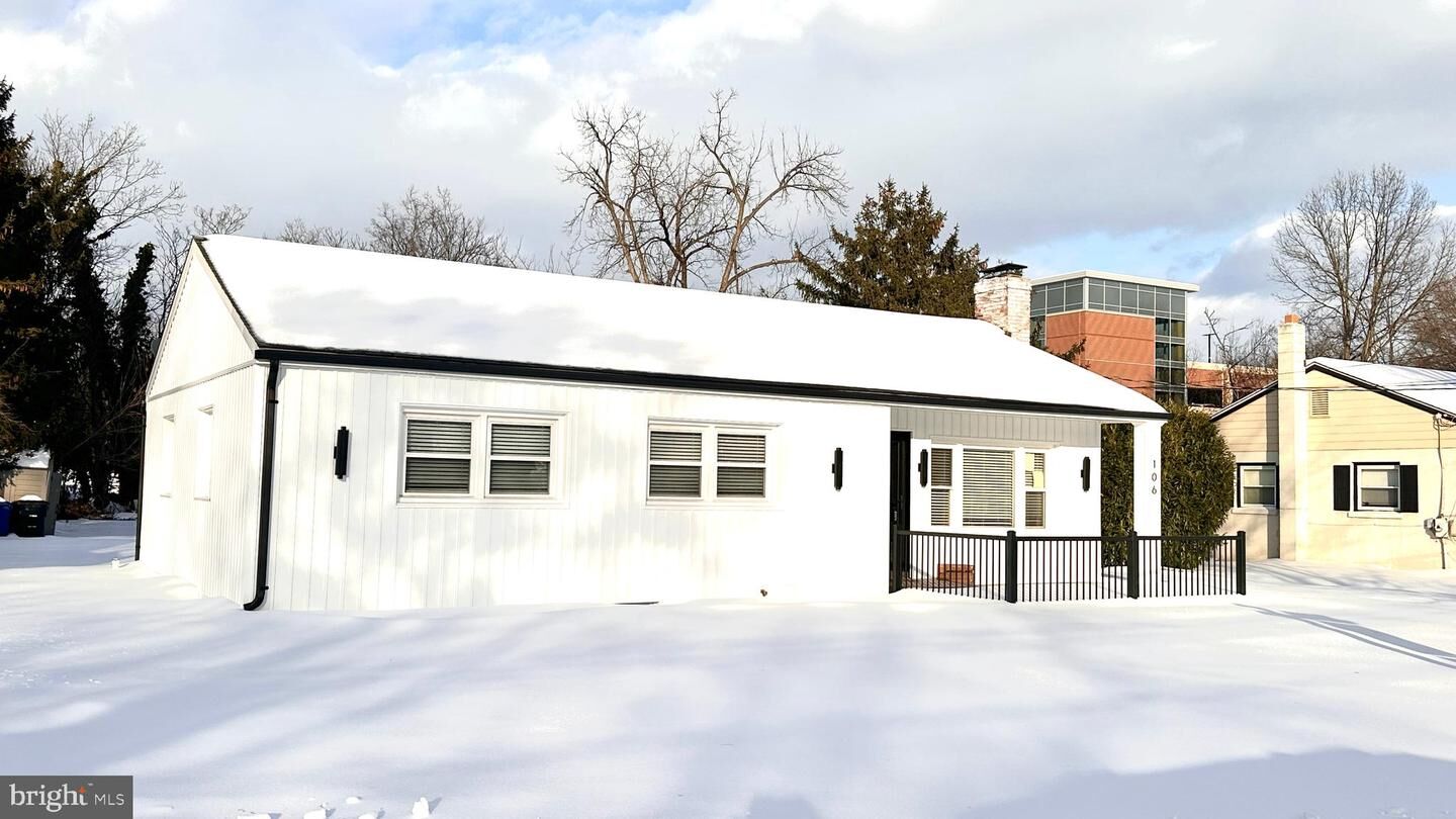 Property Photo:  106 North Street NE  VA 20176 