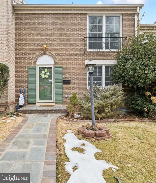 Property Photo: 9896 Cardinal VA 22030