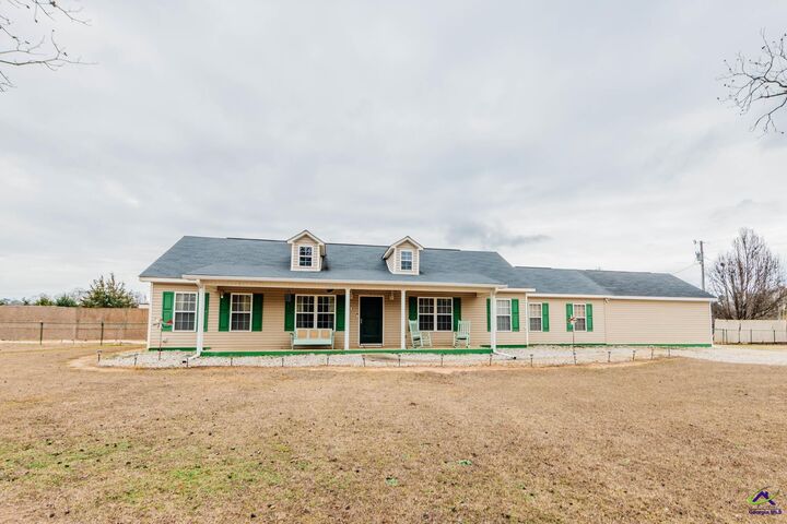 Property Photo:  525 Hardison Church Road  GA 31008 