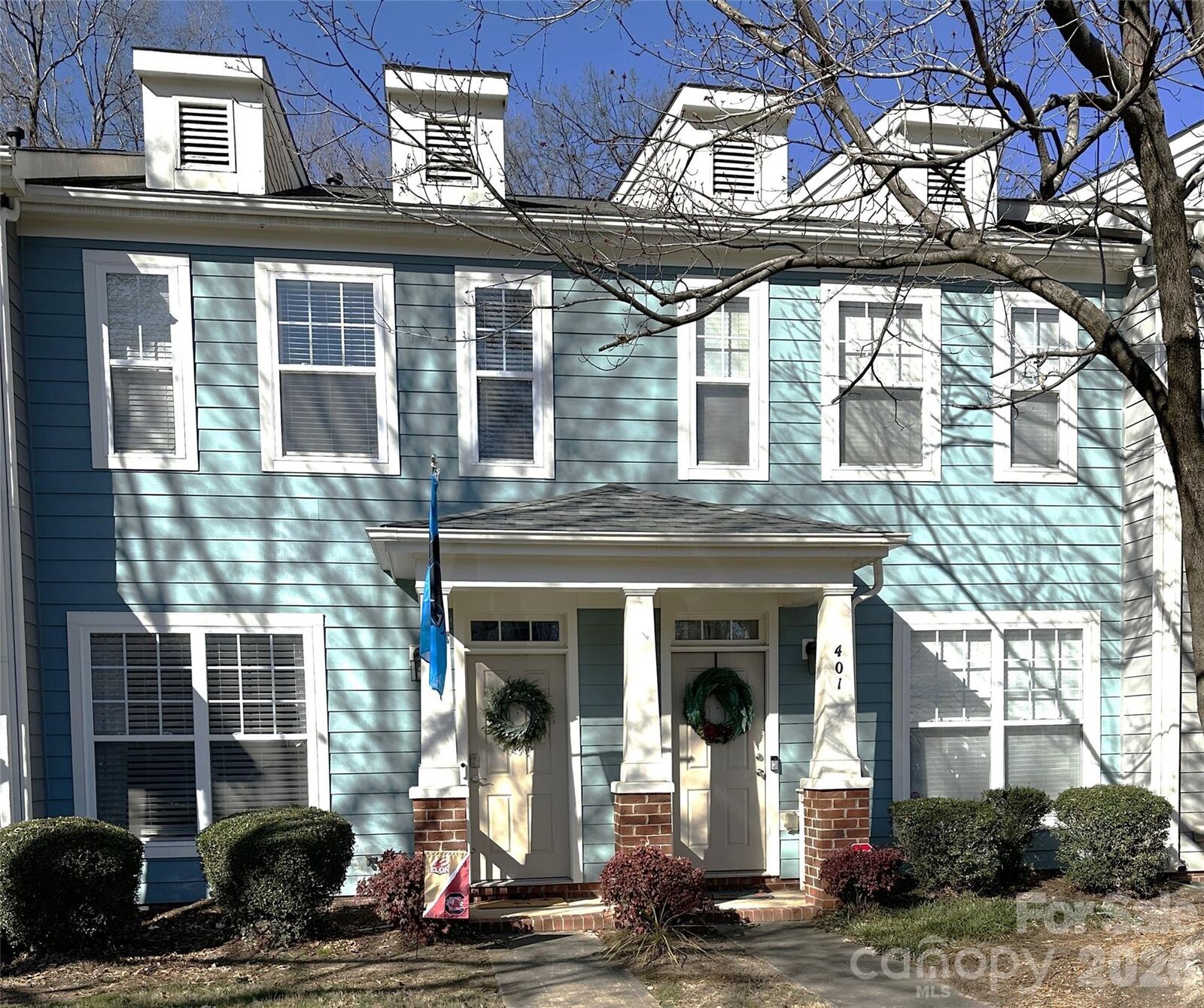 Property Photo:  401 Hurston Circle  NC 28208 