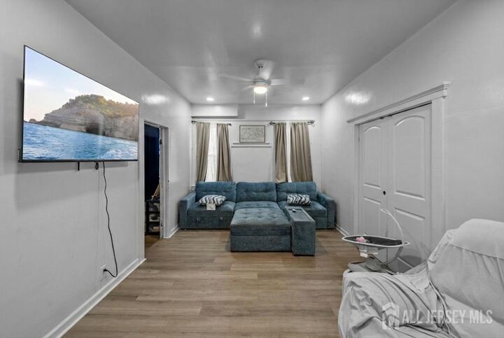 Property Photo:  1025 Rivington Street  NJ 07203 