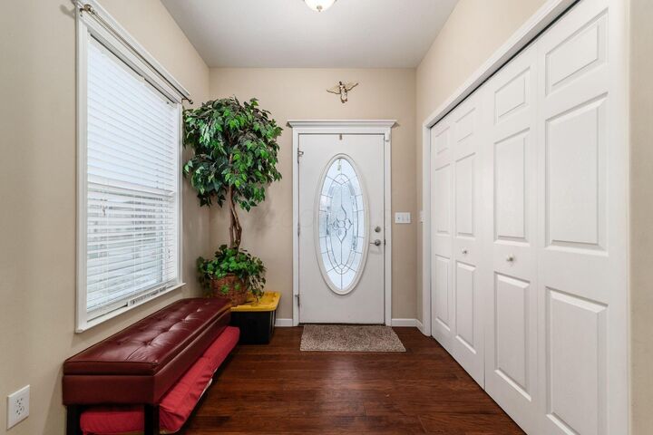 Property Photo:  1005 Legacy Lane  OH 43062 