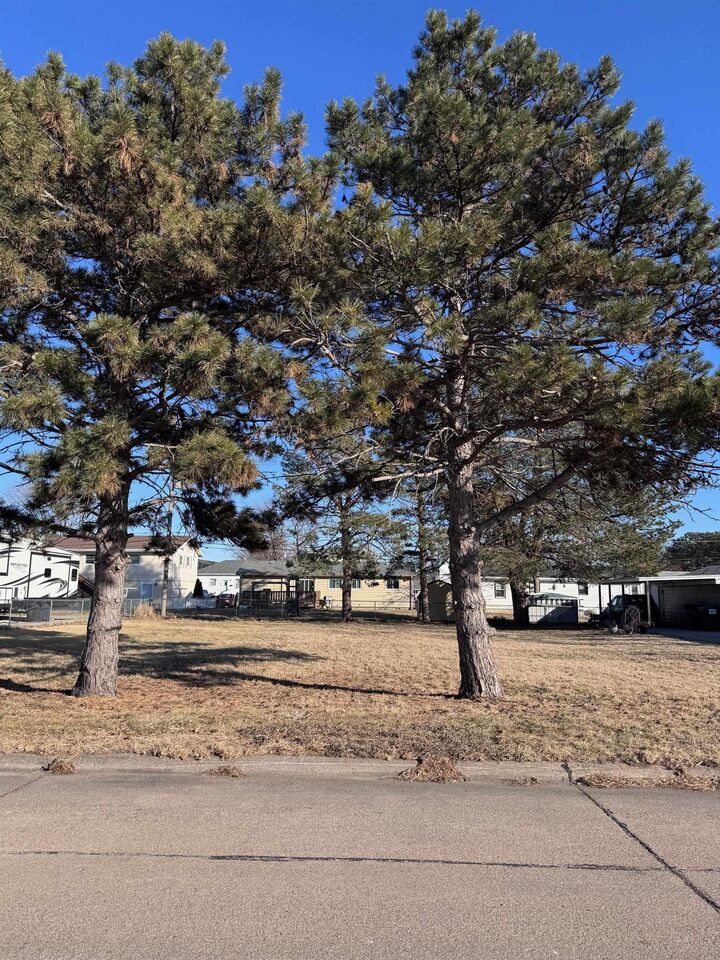 Property Photo: 3200 Mueller Drive NE 68601