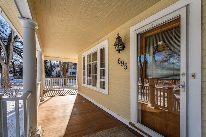 Photo de la propriété:  695 Fisher Street  MB R3L 2K9 