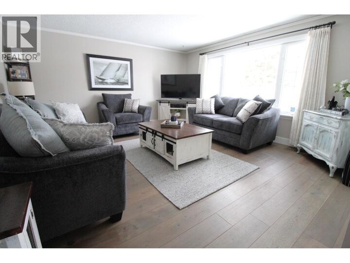 Photo de la propriété: 19 Clearwater Crescent BC V0J 2C0