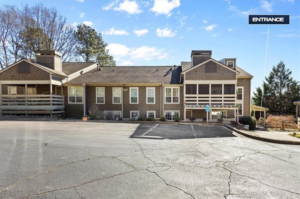 Property Photo:  209 Riverview Drive  GA 30067 