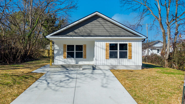 Property Photo:  250 Lang Street SE  TN 37311 