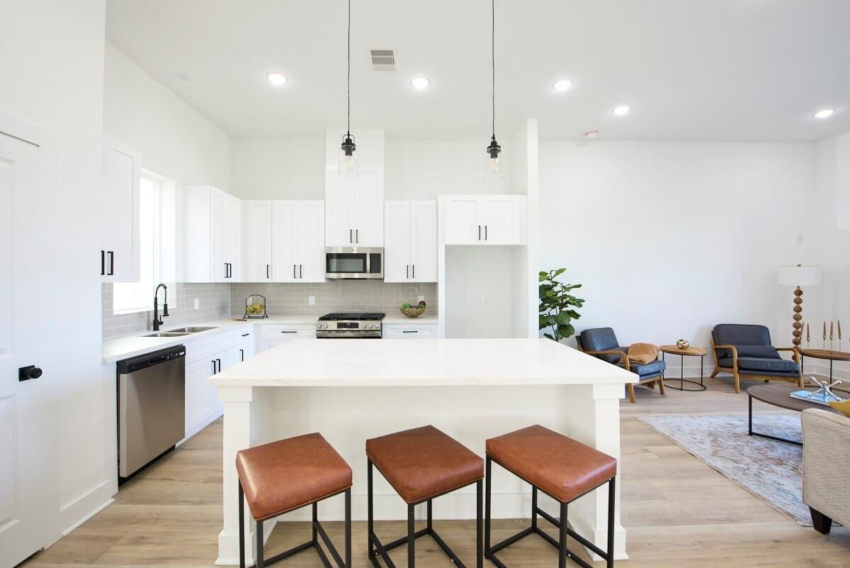 Property Photo:  3460 Bremond Street  TX 77004 