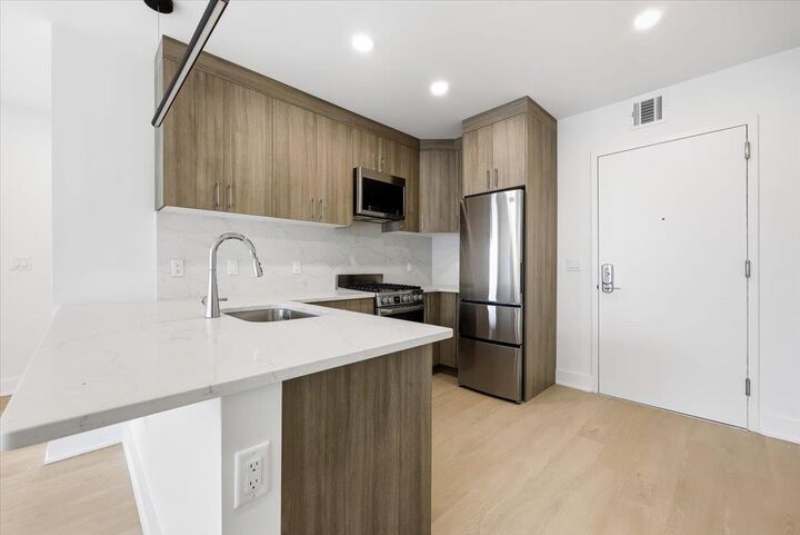 Property Photo: 303 Madison St 506 NJ 07030