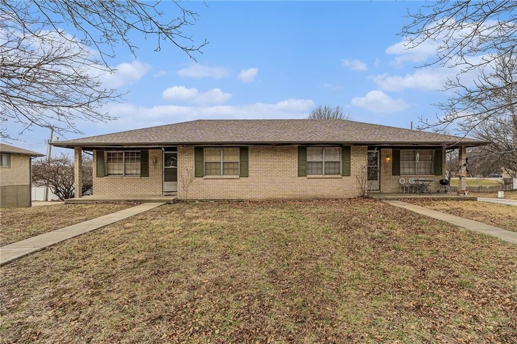 Property Photo:  7120 N Park Avenue  MO 64118 