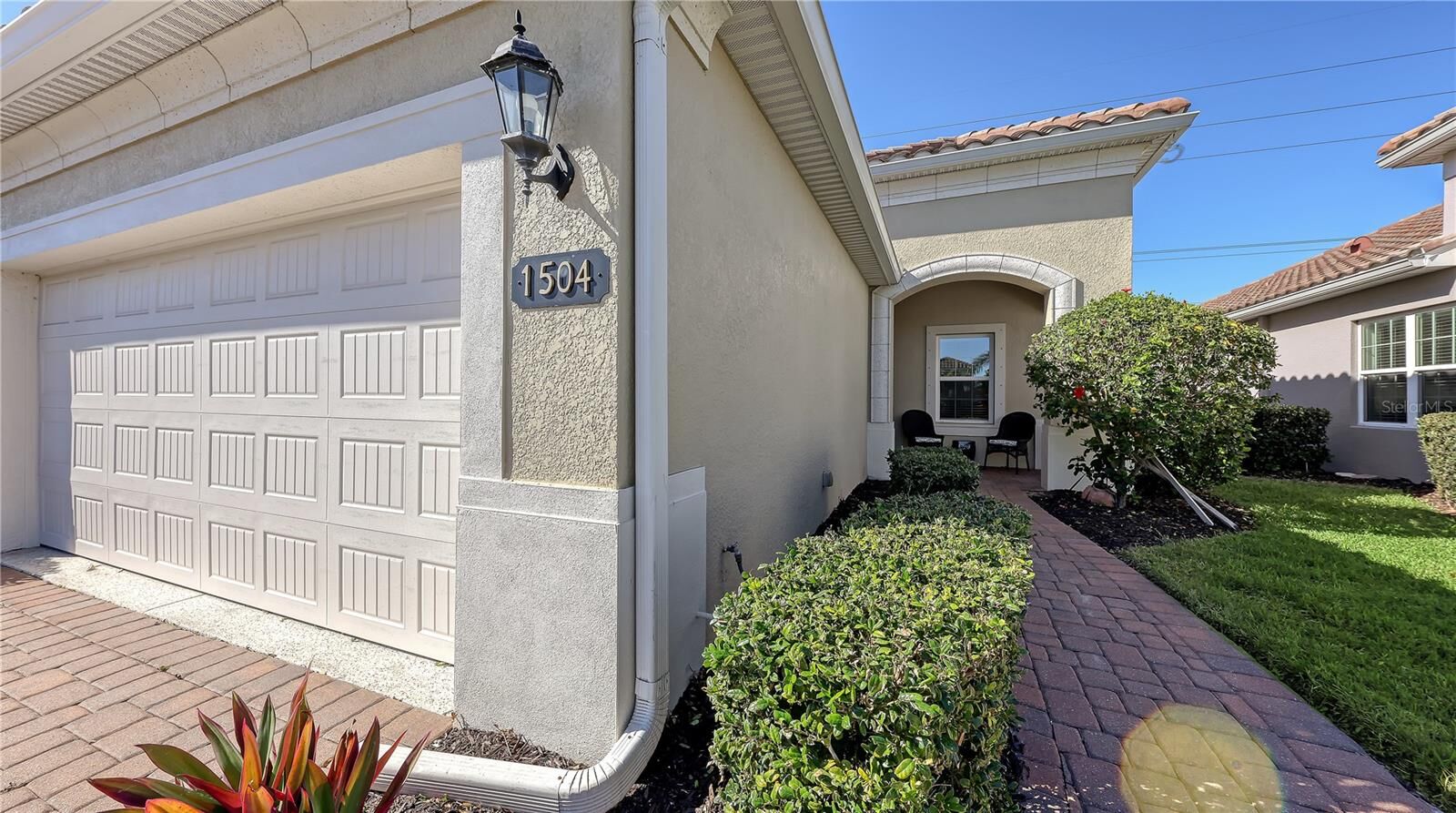 Property Photo: 1504 Calle Grand Street 1504 FL 34209